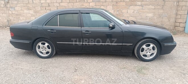 Mercedes E 280 4MATIC 2000, 456,540 km - 2.8 l - Ağdam