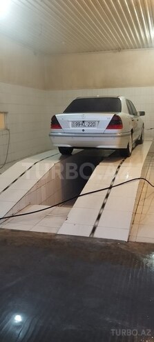 Mercedes C 220 2000, 380,000 km - 2.2 л - Saatlı