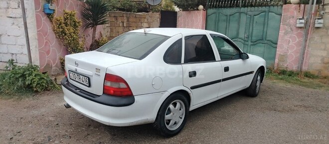 Opel Vectra 1999, 274,555 km - 1.8 l - Sumqayıt