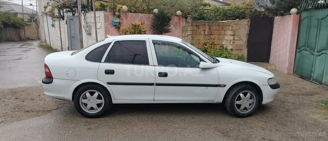 Opel Vectra 1999, 274,555 km - 1.8 l - Sumqayıt