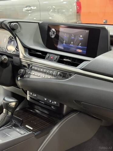 Lexus ES 250 2019, 58,000 km - 2.5 л - Sumqayıt