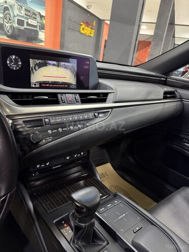 Lexus ES 250 2019, 58,000 km - 2.5 л - Sumqayıt