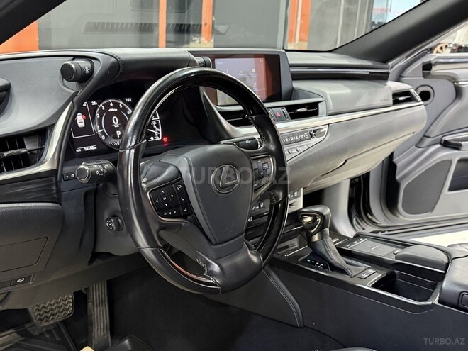 Lexus ES 250 2019, 58,000 km - 2.5 л - Sumqayıt