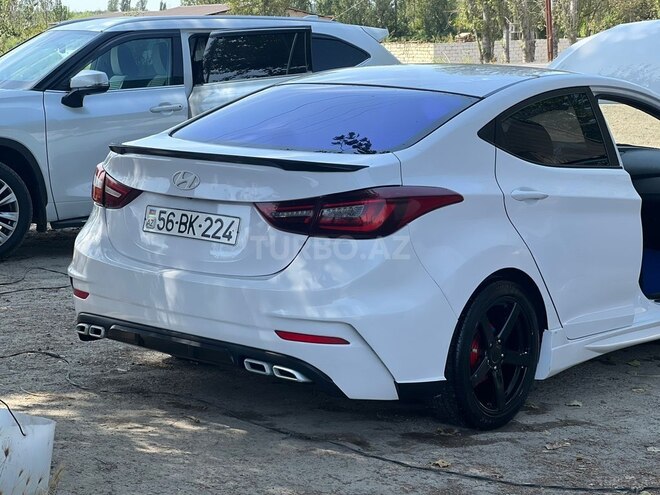 Hyundai Elantra 2015, 248,000 km - 1.6 l - Bakı