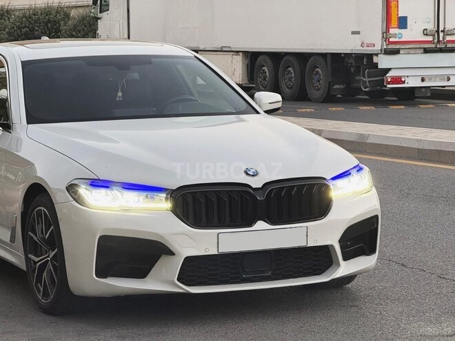 BMW 530e 2018, 135,000 km - 2.0 л - Bakı
