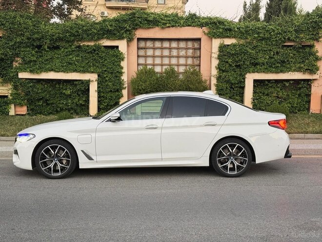 BMW 530e 2018, 135,000 km - 2.0 л - Bakı