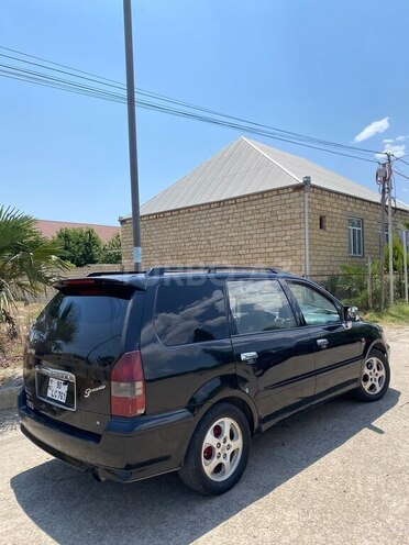 Mitsubishi Chariot 2001, 235,644 km - 2.4 l - Gəncə
