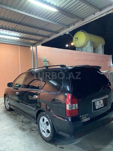 Mitsubishi Chariot 2001, 235,644 km - 2.4 l - Gəncə