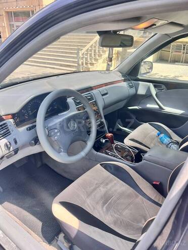 Mercedes E 270 2000, 450,000 km - 2.7 l - Bakı