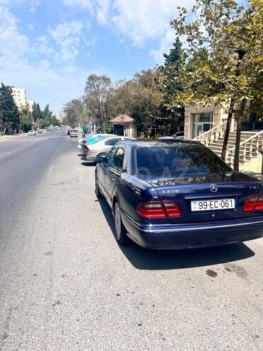 Mercedes E 270 2000, 450,000 km - 2.7 l - Bakı