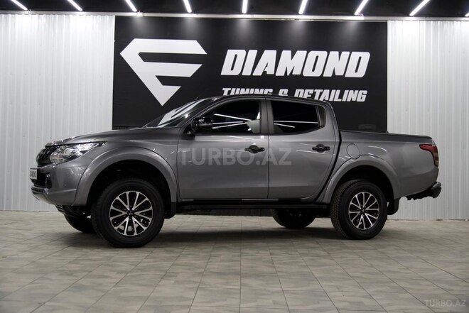 Mitsubishi L200 2019, 278,000 km - 2.4 l - Bakı