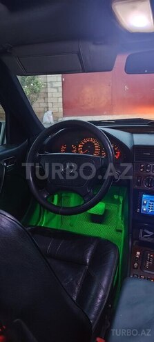 Mercedes C 230 1999, 443,765 km - 2.3 л - Saatlı