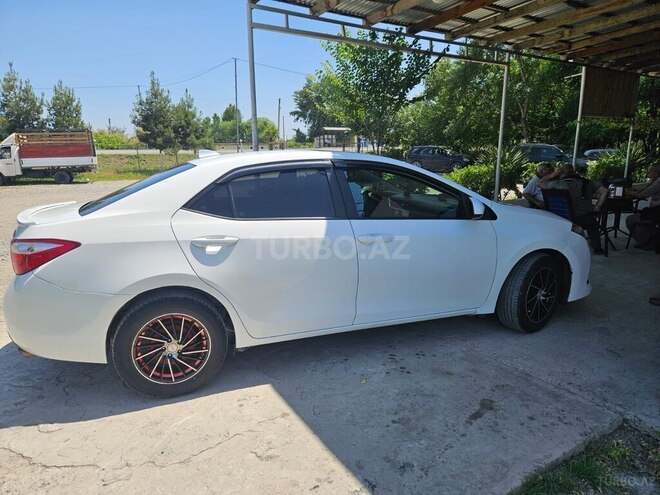 Toyota Corolla 2017, 265,000 km - 1.8 l - Kürdəmir