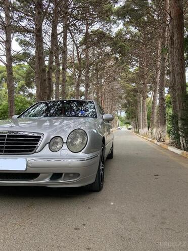 Mercedes E 270 2000, 330,000 km - 2.7 l - Bakı