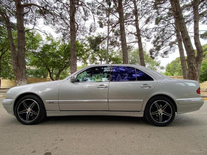 Mercedes E 270 2000, 330,000 km - 2.7 l - Bakı