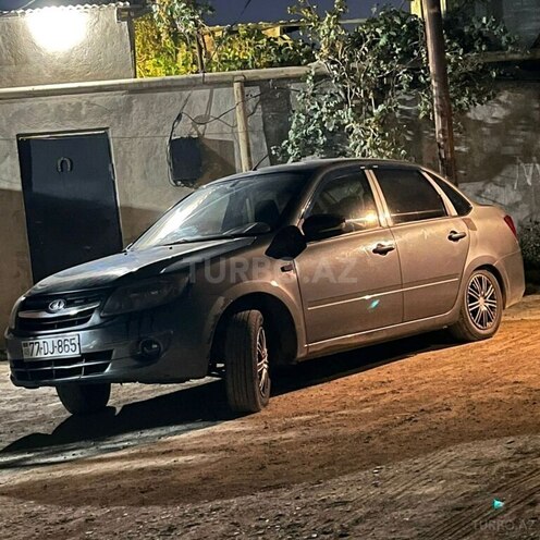 LADA (VAZ) Granta 2013, 289,010 km - 1.6 л - Füzuli
