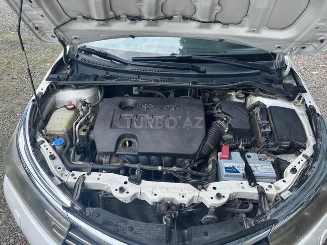 Toyota Corolla 2014, 173,500 km - 1.6 l - Ağstafa
