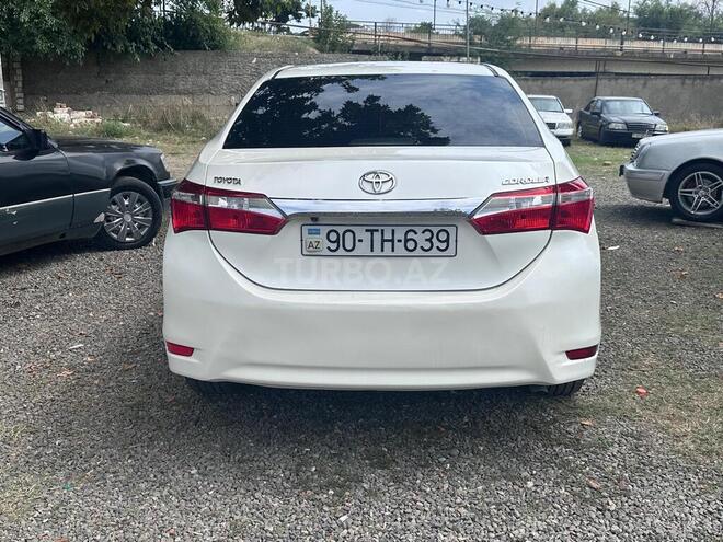 Toyota Corolla 2014, 173,500 km - 1.6 l - Ağstafa