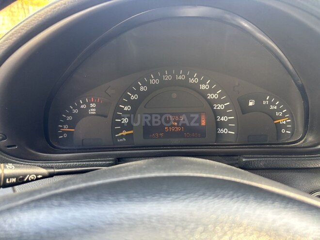 Mercedes C 200 2002, 528,604 km - 2.2 l - Bakı