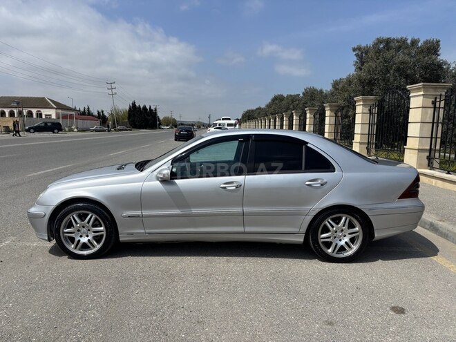 Mercedes C 200 2002, 528,604 km - 2.2 l - Bakı