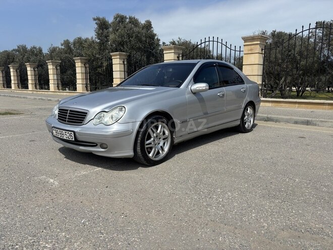 Mercedes C 200 2002, 528,604 km - 2.2 l - Bakı