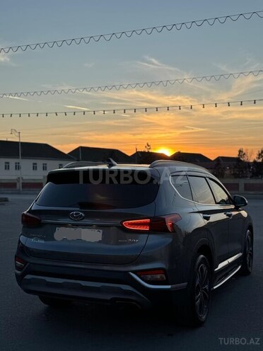 Hyundai Santa Fe 2019, 199,750 km - 2.0 l - Ucar