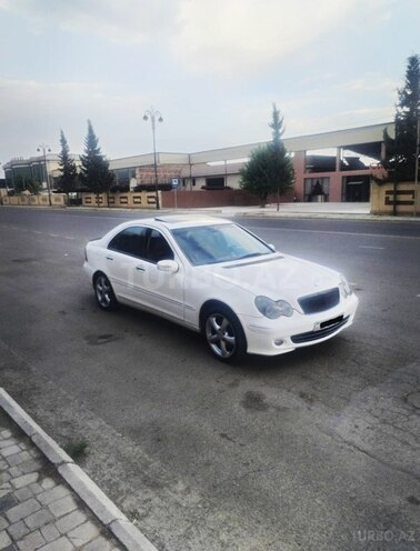 Mercedes C 240 2002, 400,000 km - 2.6 л - Biləsuvar