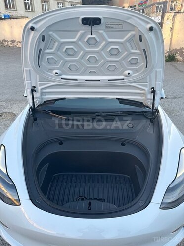 Tesla Model 3 2023, 22,000 km - 0.0 l - Bakı