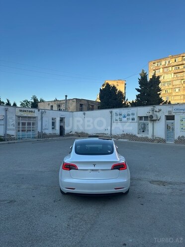 Tesla Model 3 2023, 22,000 km - 0.0 l - Bakı