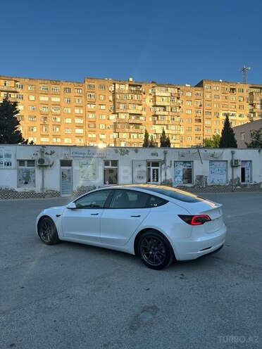 Tesla Model 3 2023, 22,000 km - 0.0 l - Bakı