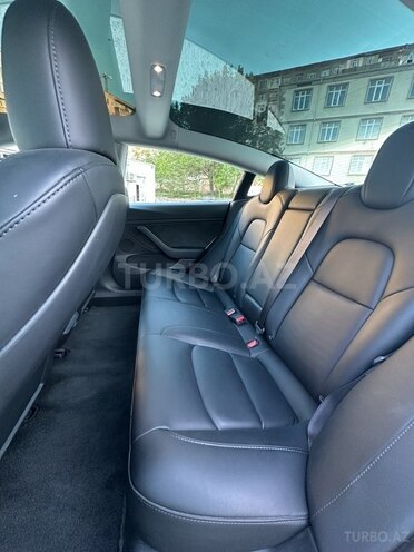 Tesla Model 3 2023, 22,000 km - 0.0 l - Bakı