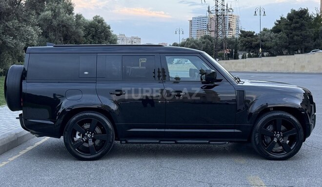 Land Rover Defender 2024, 24,000 km - 3.0 l - Bakı