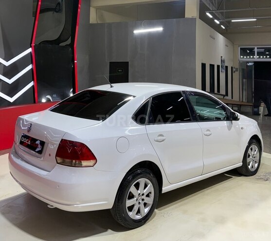 Volkswagen Polo 2012, 210,000 km - 1.6 l - Sumqayıt