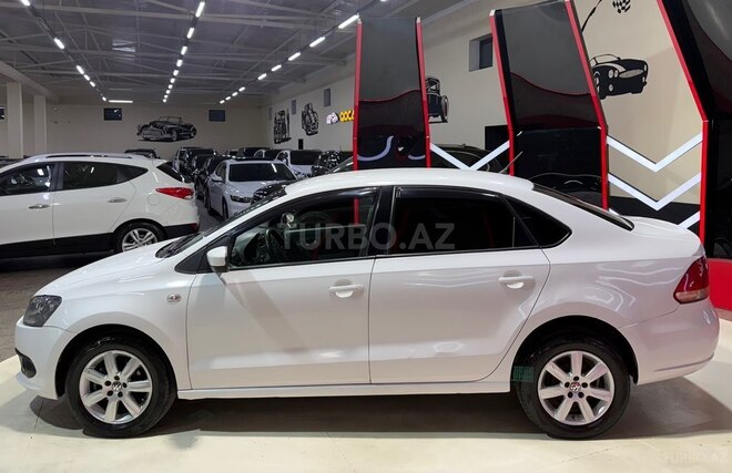 Volkswagen Polo 2012, 210,000 km - 1.6 l - Sumqayıt