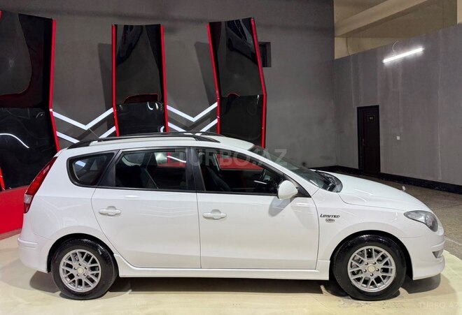 Hyundai i30 2011, 186,000 km - 1.4 l - Sumqayıt