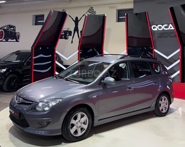 Hyundai i30 2011, 290,000 km - 1.4 l - Sumqayıt