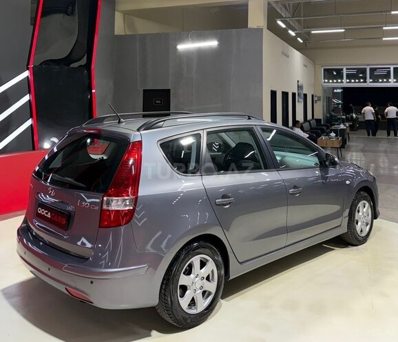 Hyundai i30 2011, 290,000 km - 1.4 l - Sumqayıt