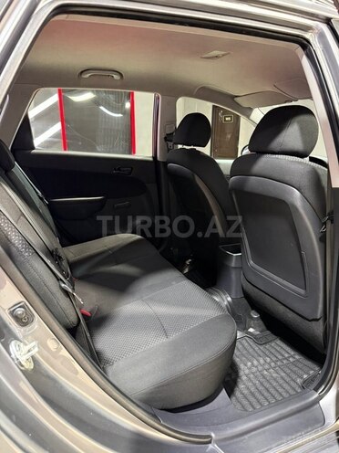 Hyundai i30 2011, 290,000 km - 1.4 l - Sumqayıt