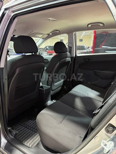 Hyundai i30 2011, 290,000 km - 1.4 l - Sumqayıt