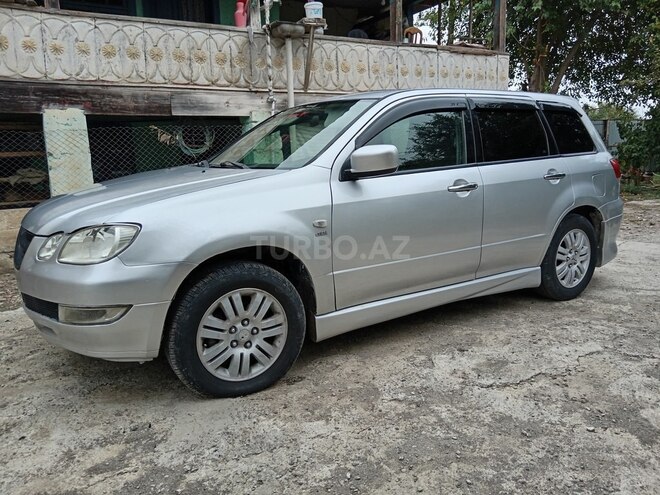 Mitsubishi Airtrek 2001, 342,500 km - 2.4 л - Masallı