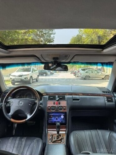 Mercedes E 240 2000, 350,000 km - 2.4 l - 