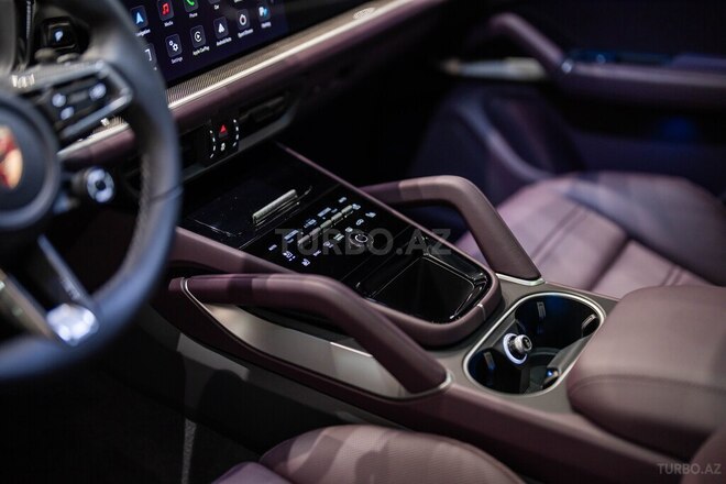 Porsche Cayenne E-Hybrid 2026, 0 km - 3.0 l - Bakı