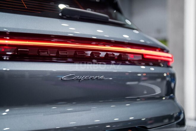 Porsche Cayenne E-Hybrid 2026, 0 km - 3.0 l - Bakı