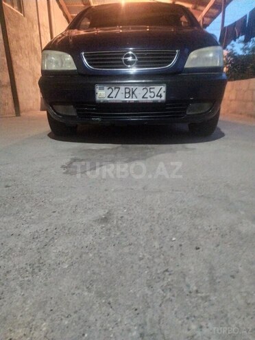 Opel Zafira 1999, 158,000 km - 1.6 л - Quba