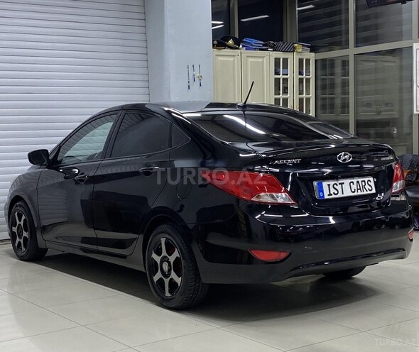 Hyundai Accent 2015, 138,000 km - 1.6 l - Sumqayıt