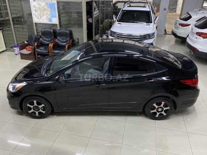 Hyundai Accent 2015, 138,000 km - 1.6 l - Sumqayıt