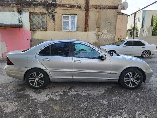 Mercedes C 200 2001, 345,254 km - 2.2 л - Bakı