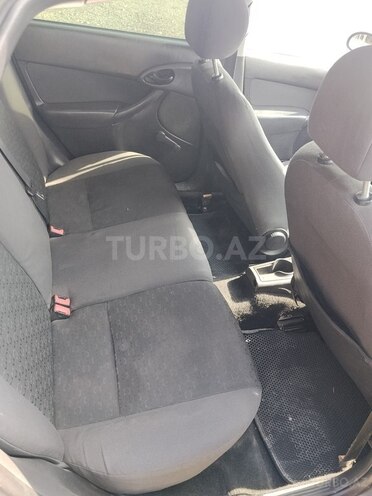 Ford Focus 2002, 122,220 km - 1.6 l - Saatlı