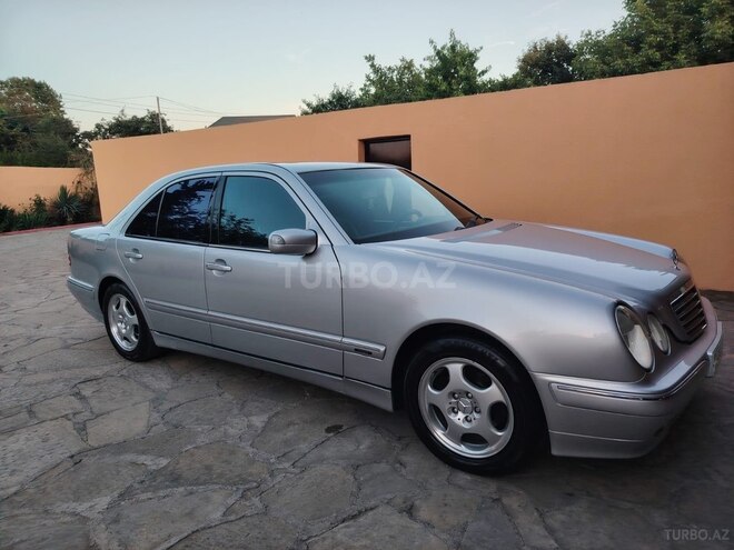Mercedes E 240 2001, 360,000 km - 2.4 l - Ağstafa