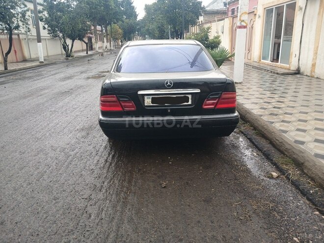 Mercedes E 200 1996, 330,000 km - 2.0 л - Ağstafa